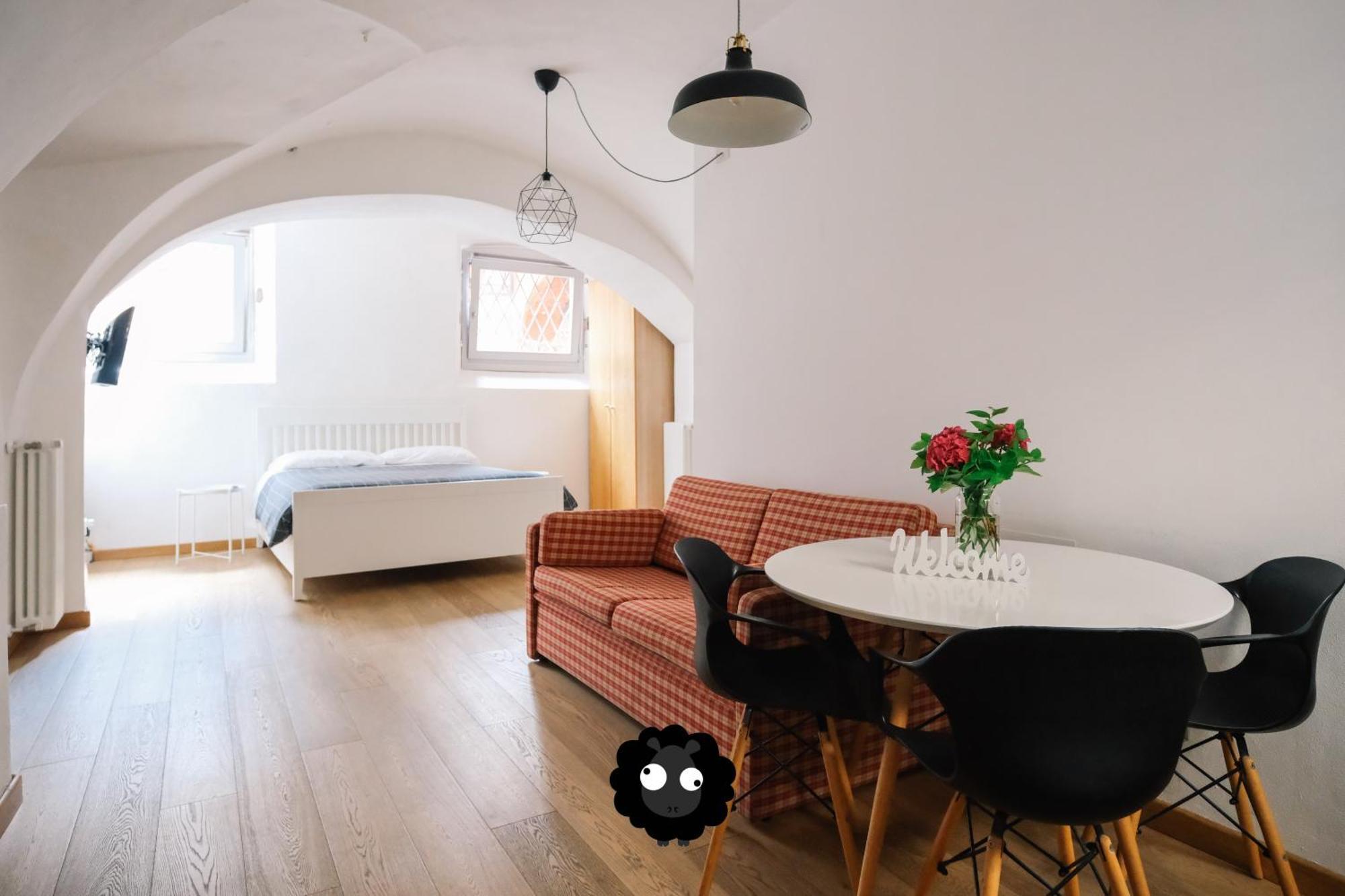 Flat Il Torrazzo XIII Secolo Apartamento Alzano Lombardo Exterior foto